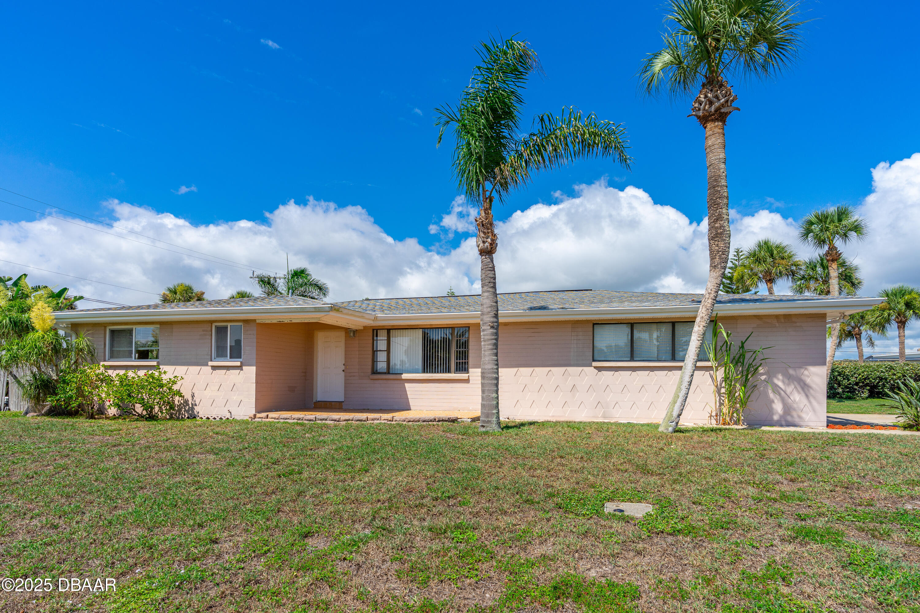 312 Waverly Circle