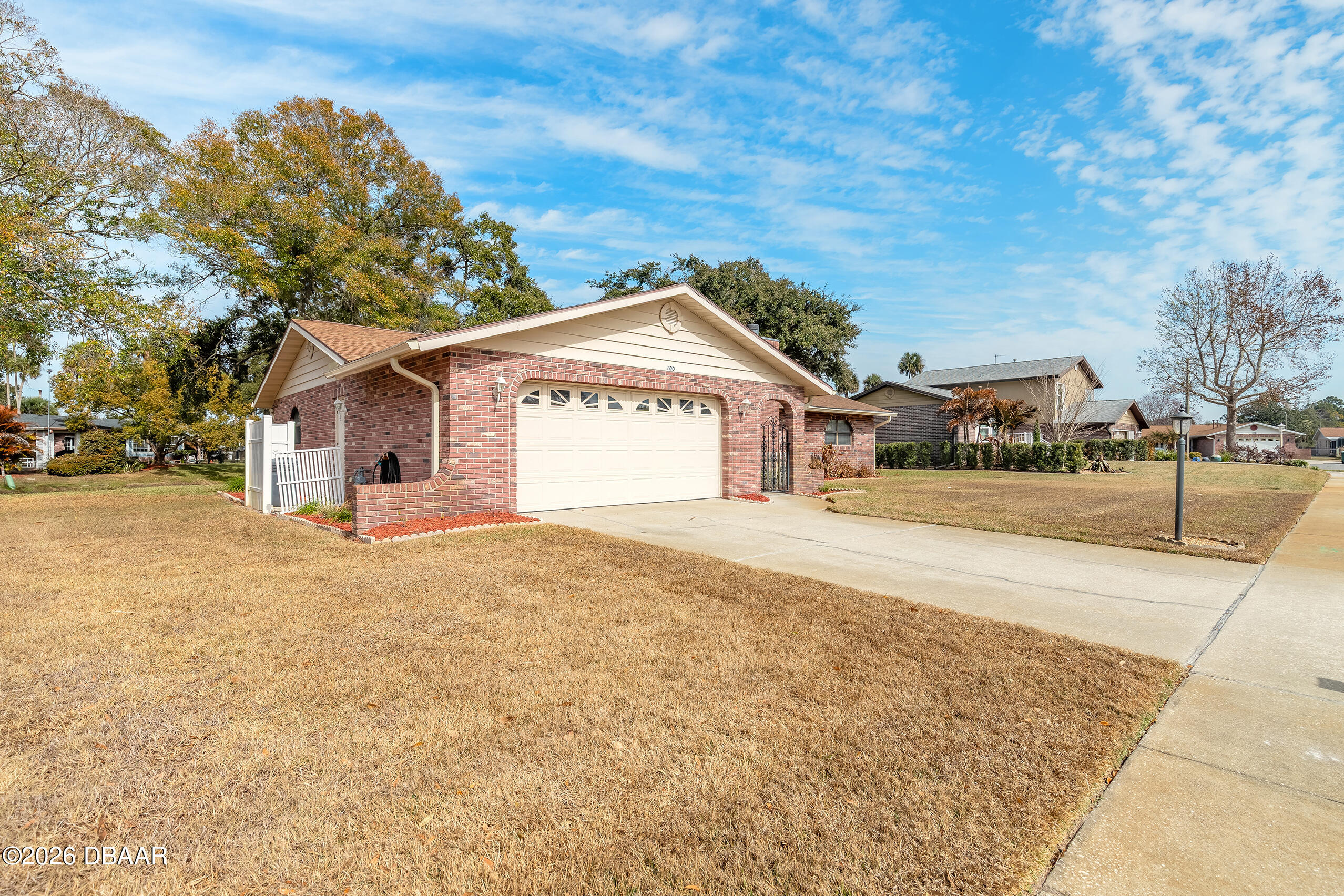 100 Kings Point Court