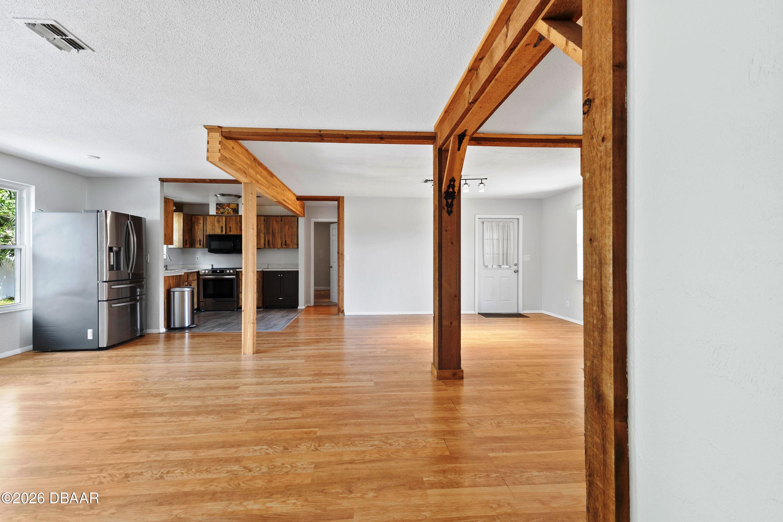 1104 Parkside Drive