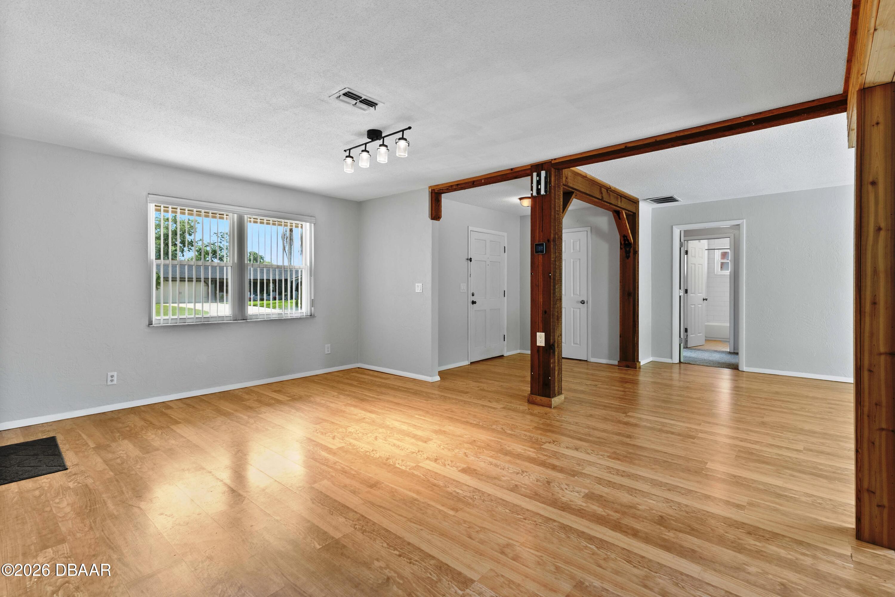 1104 Parkside Drive