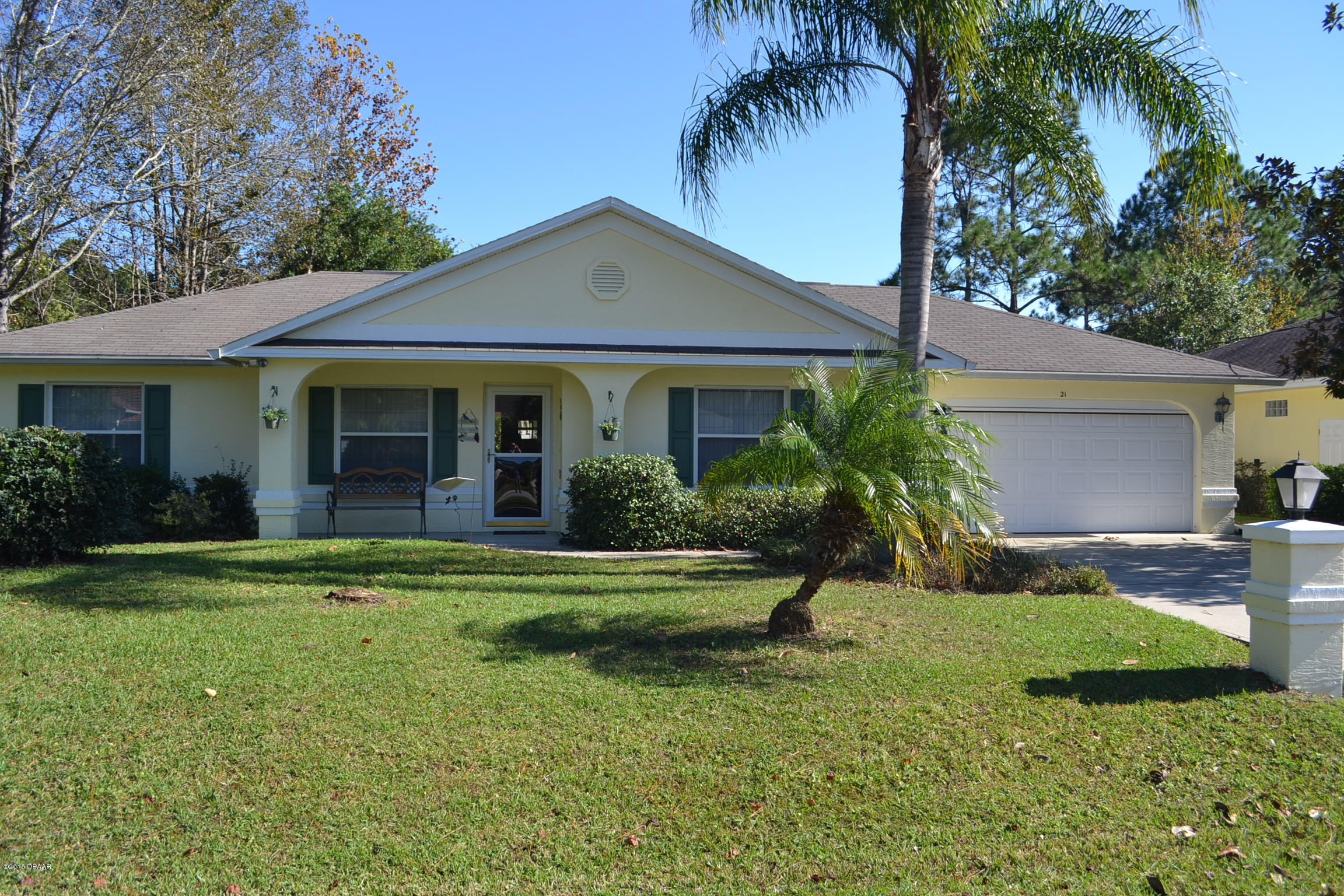 Photo 1 of 18 — 21 POTTERVILLE Lane, Palm Coast, FL 32164