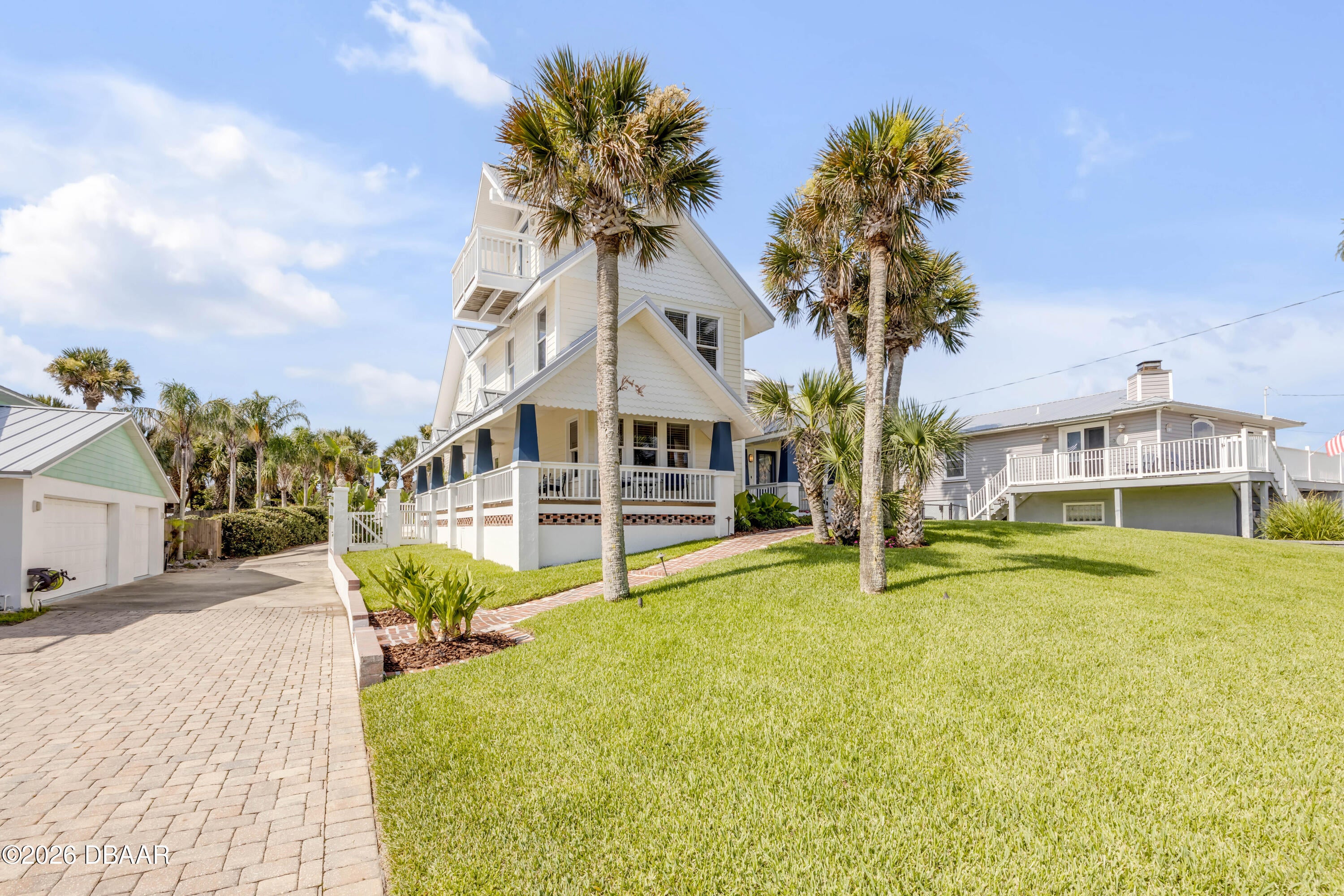 315 Due East Street