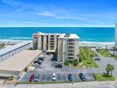 A home in Daytona Beach Shores