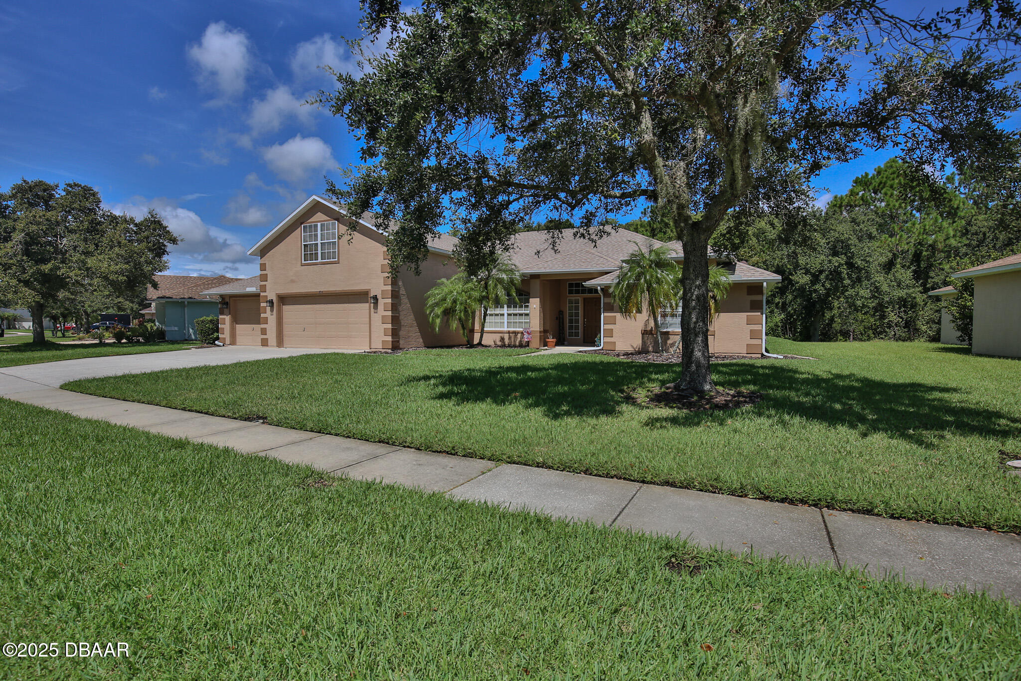 1894 Creekwater Boulevard
