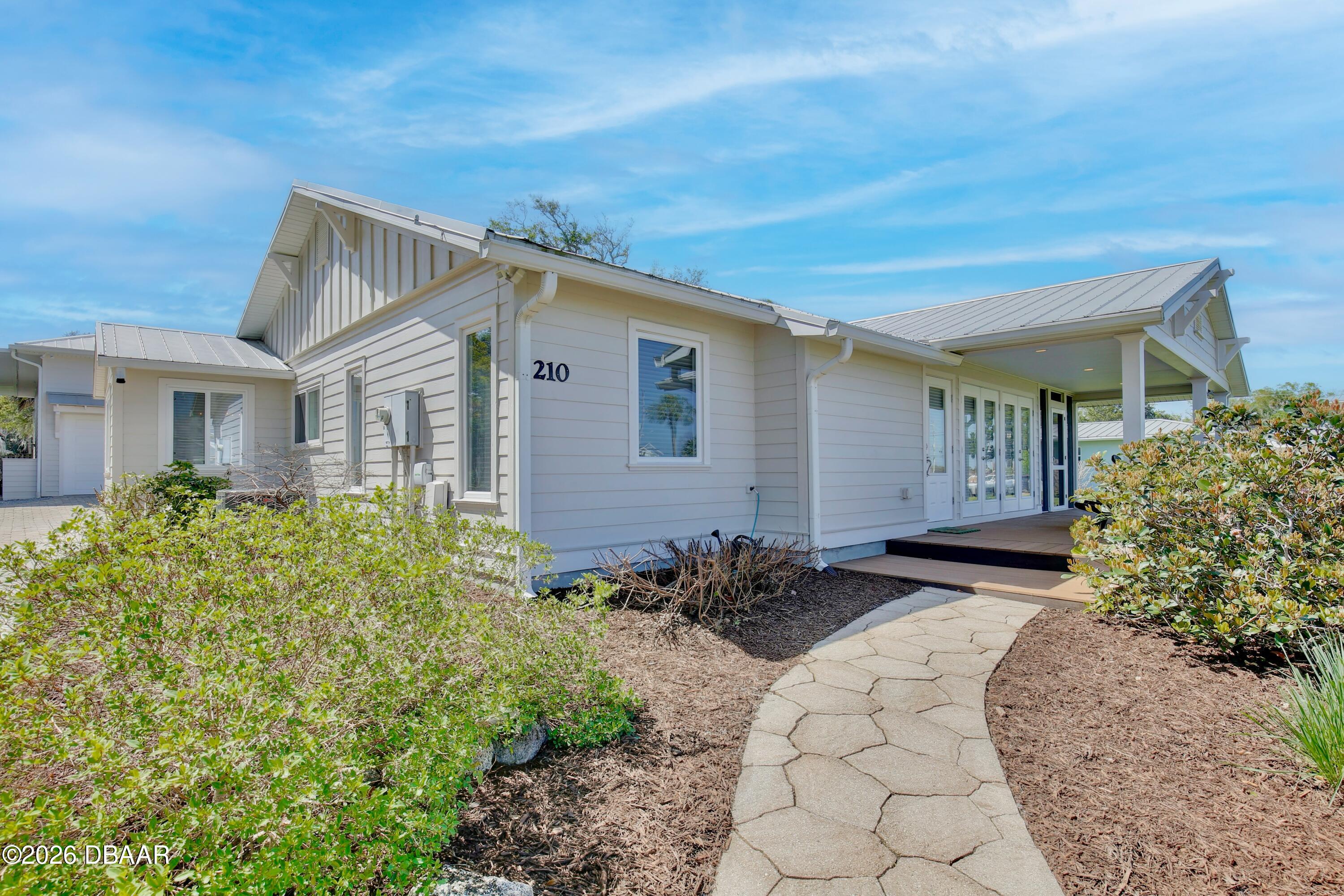 210 N Riverside Drive