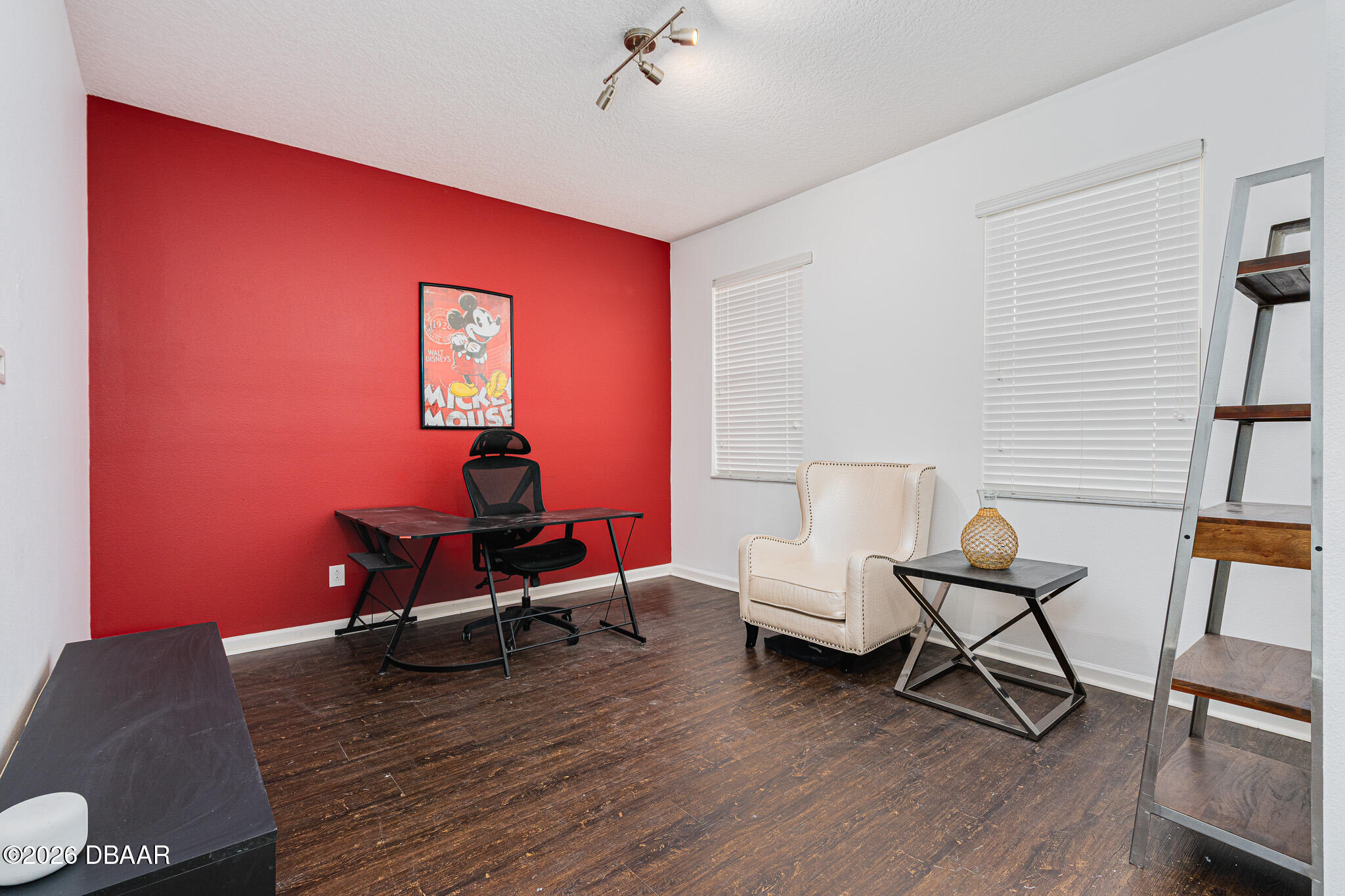 5240 Oakbourne Avenue