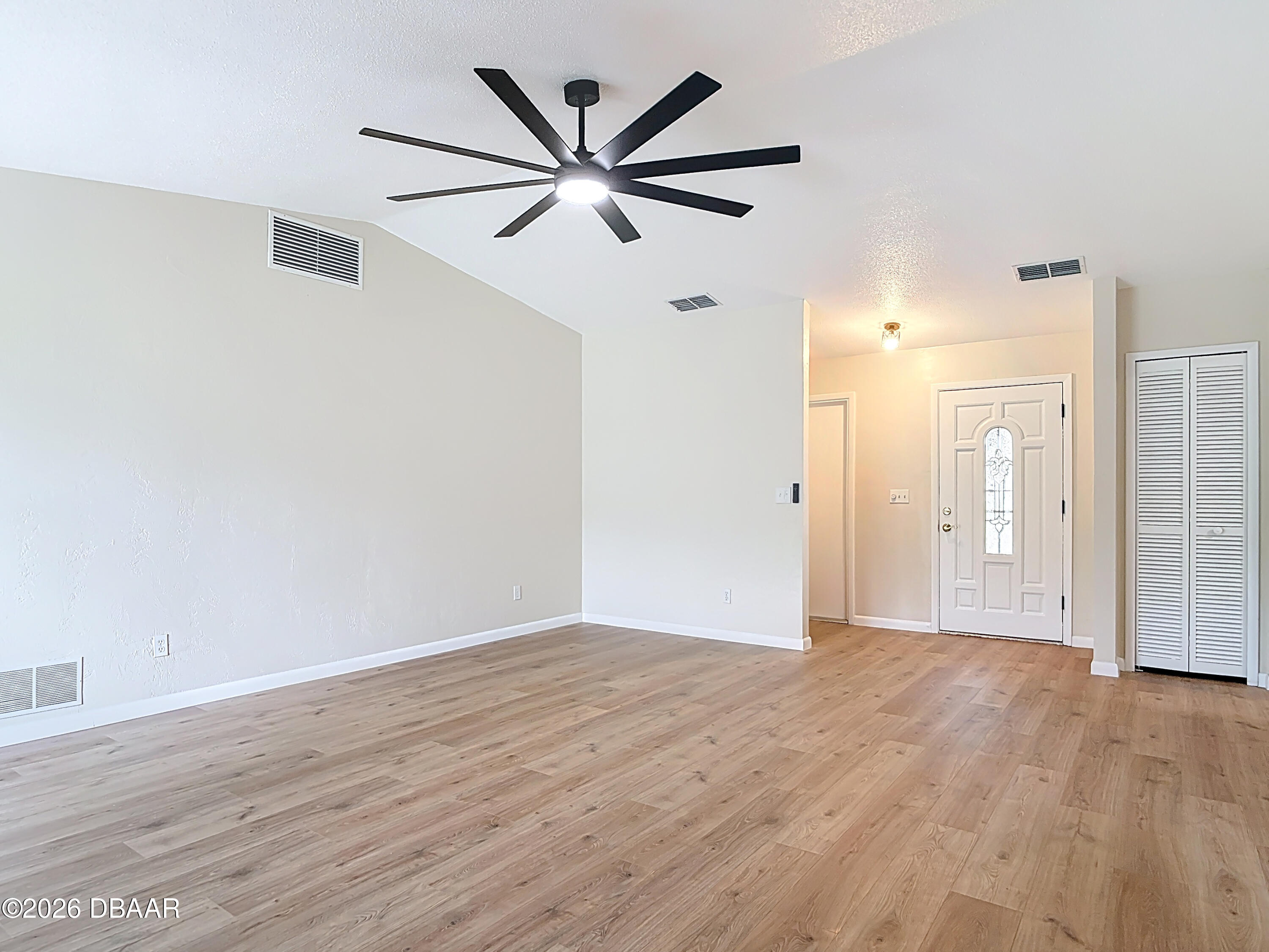 105 Powderhorn Court