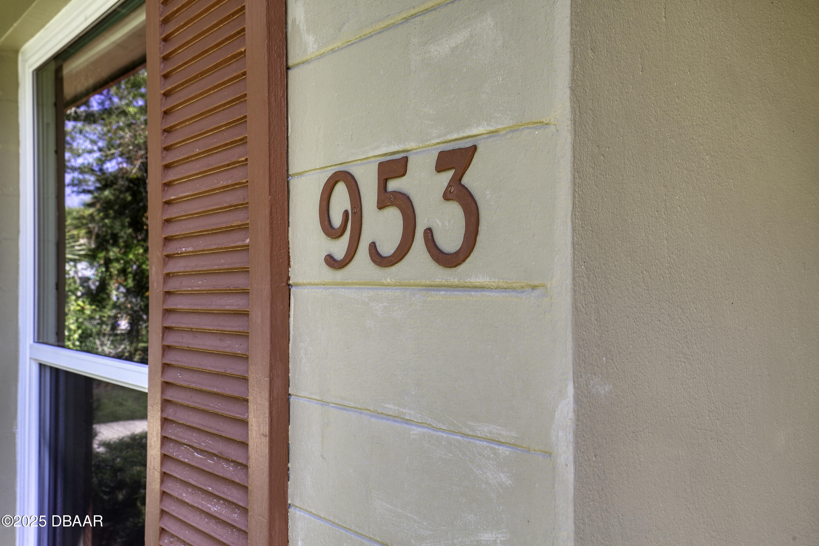 953 Parkwood Drive