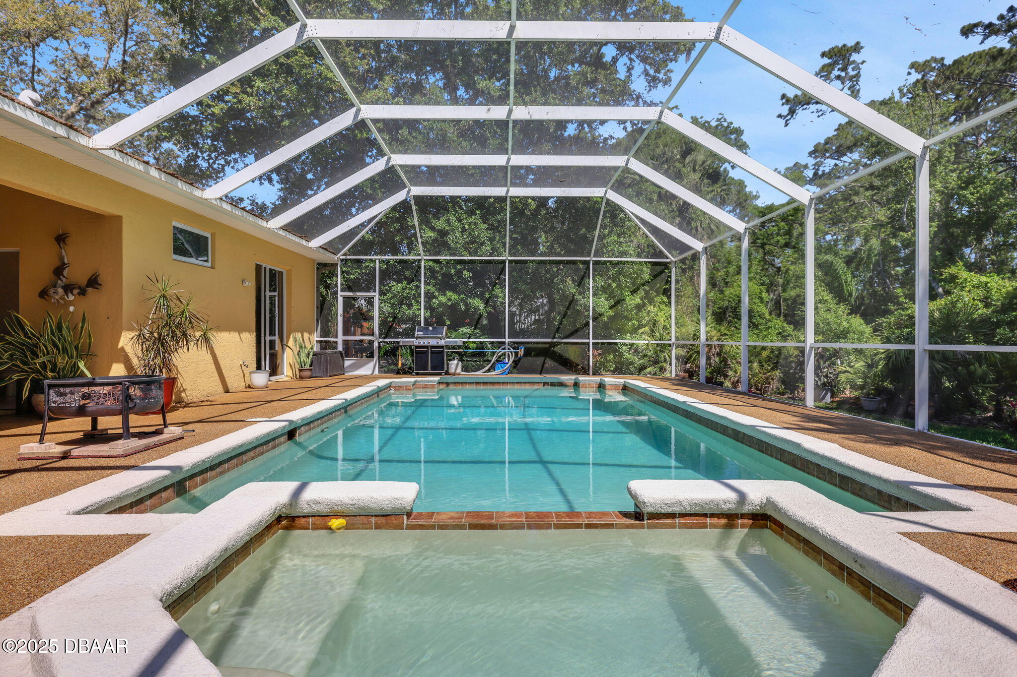 6092 Sabal Hammock Circle