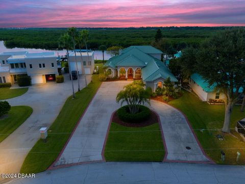 A home in New Smyrna Beach