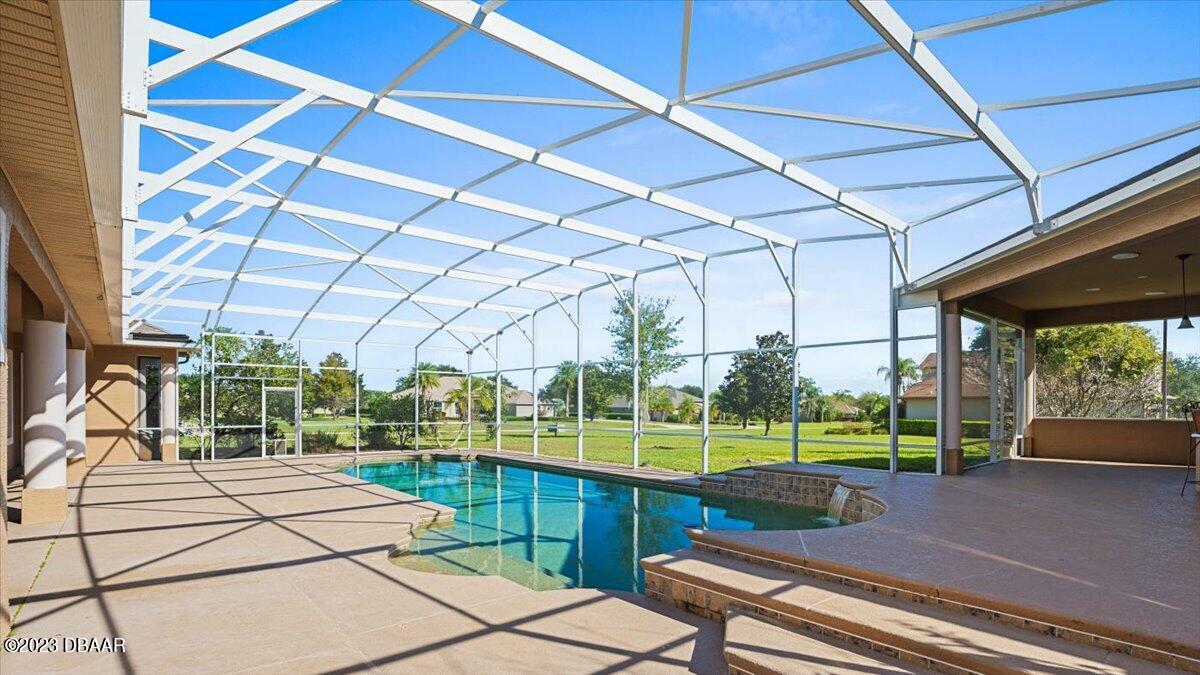 5994 Seminole Woods Drive