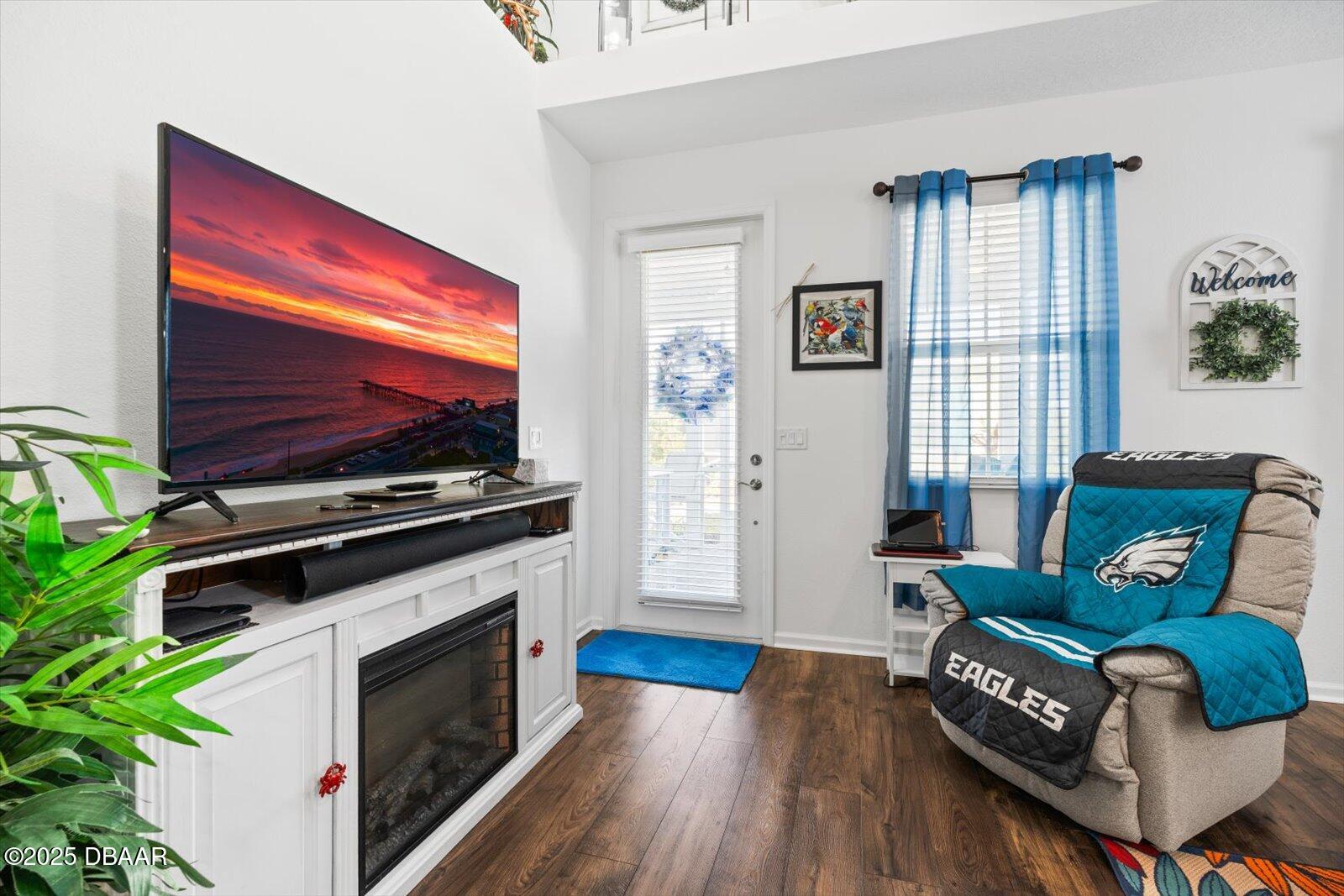 562 Landshark Boulevard