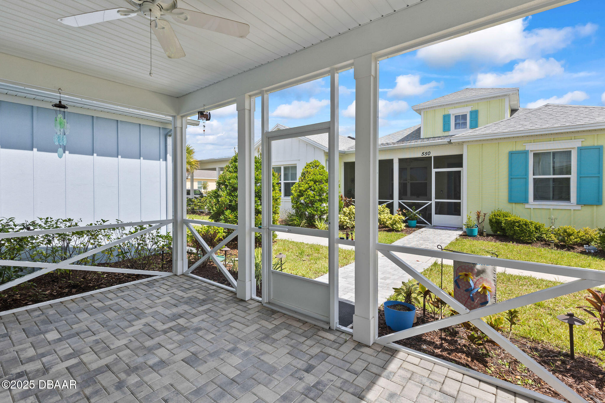 562 Landshark Boulevard
