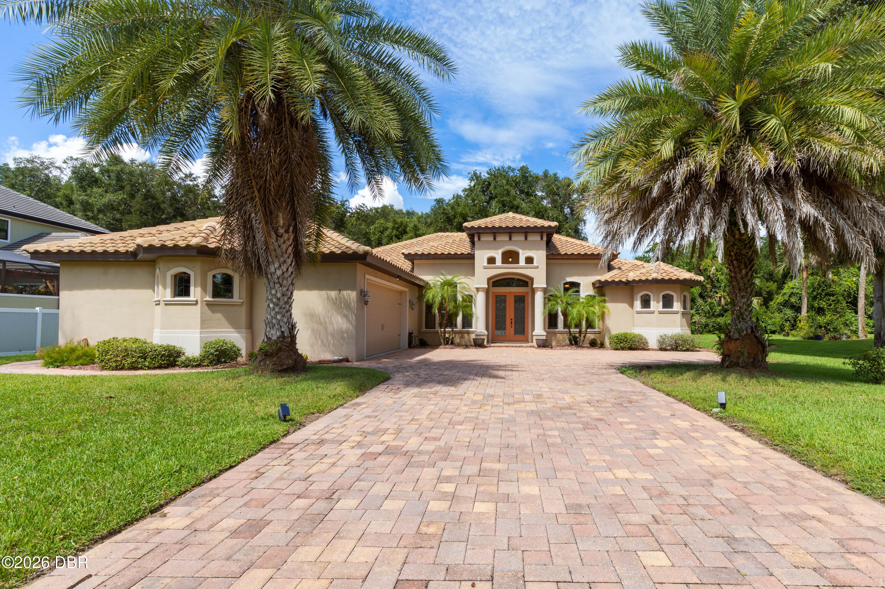 9 River Oaks Way