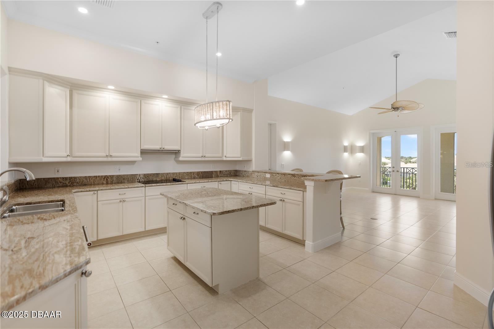 175 Ave De La Mer 303