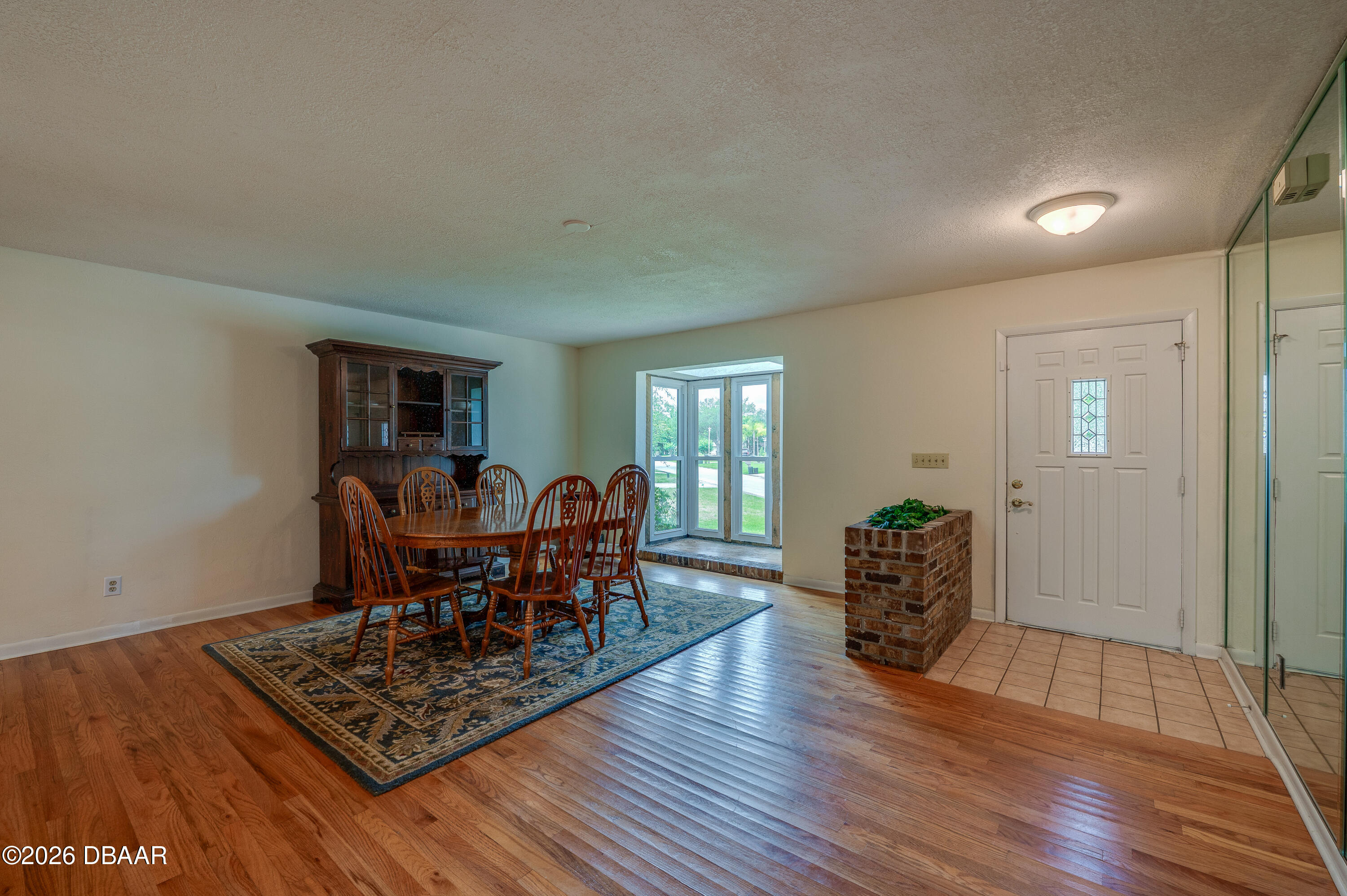 7 Waterfront Court