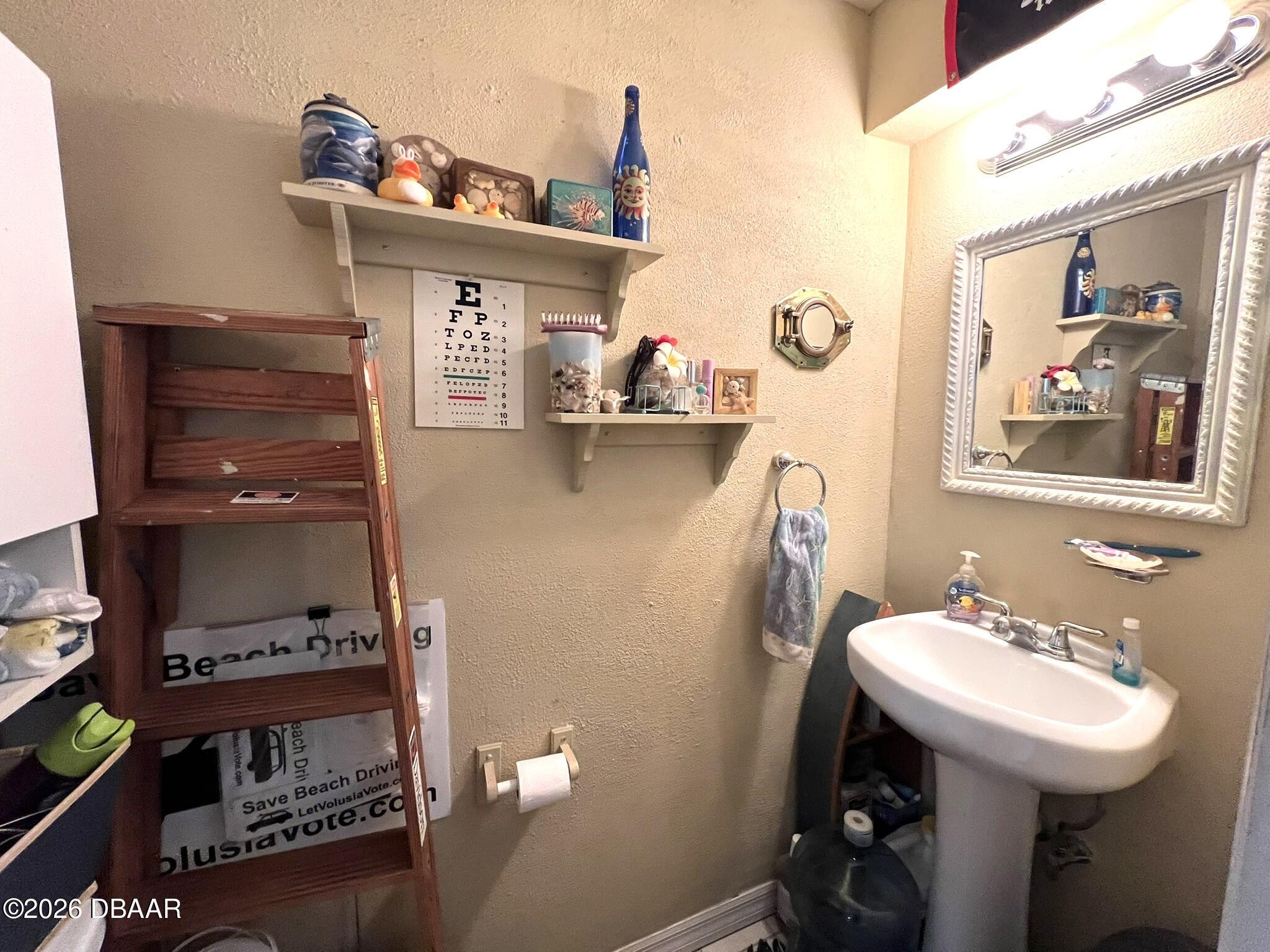 980 Canal View Boulevard