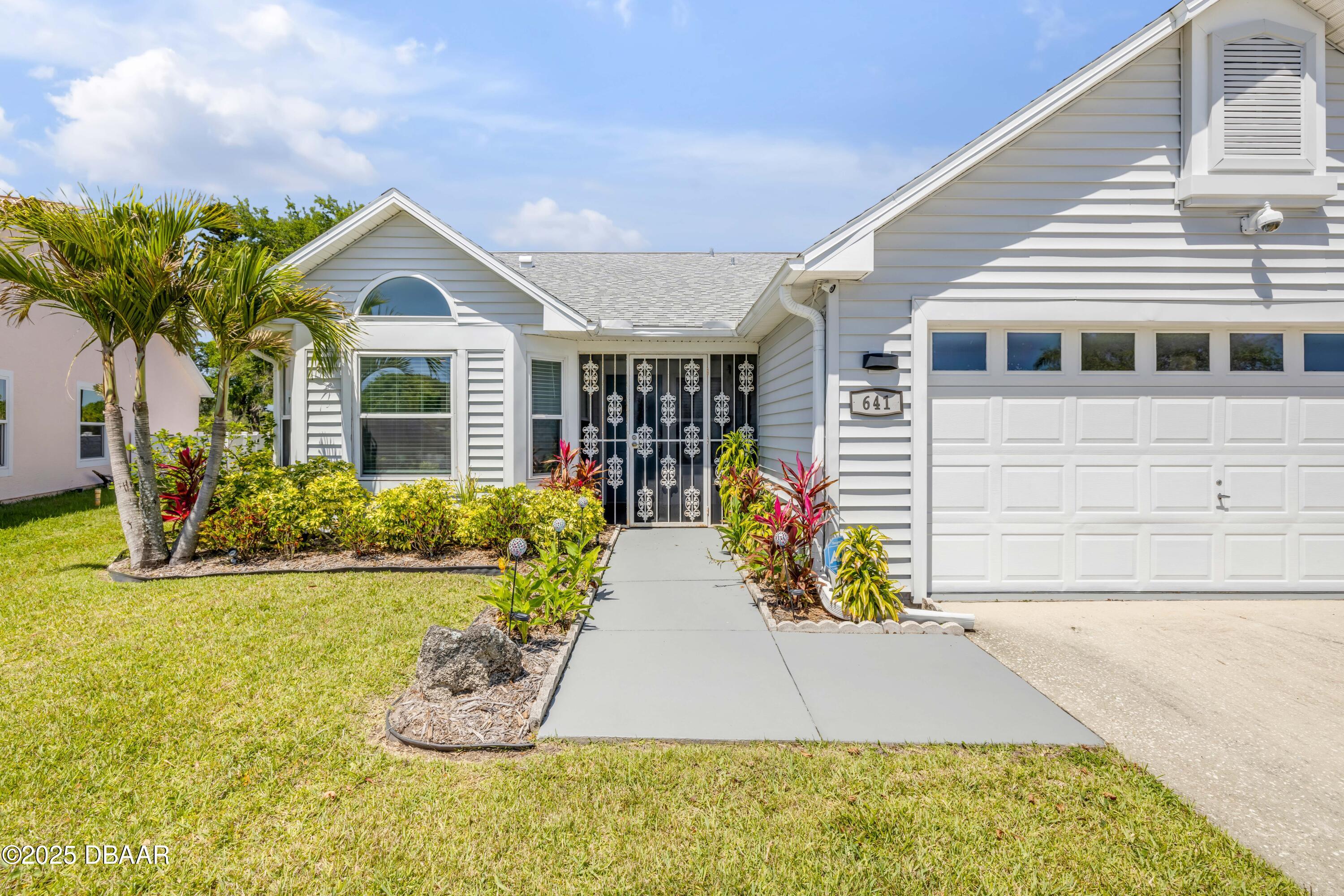 641 Middlebury Loop