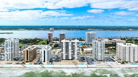 A home in Daytona Beach