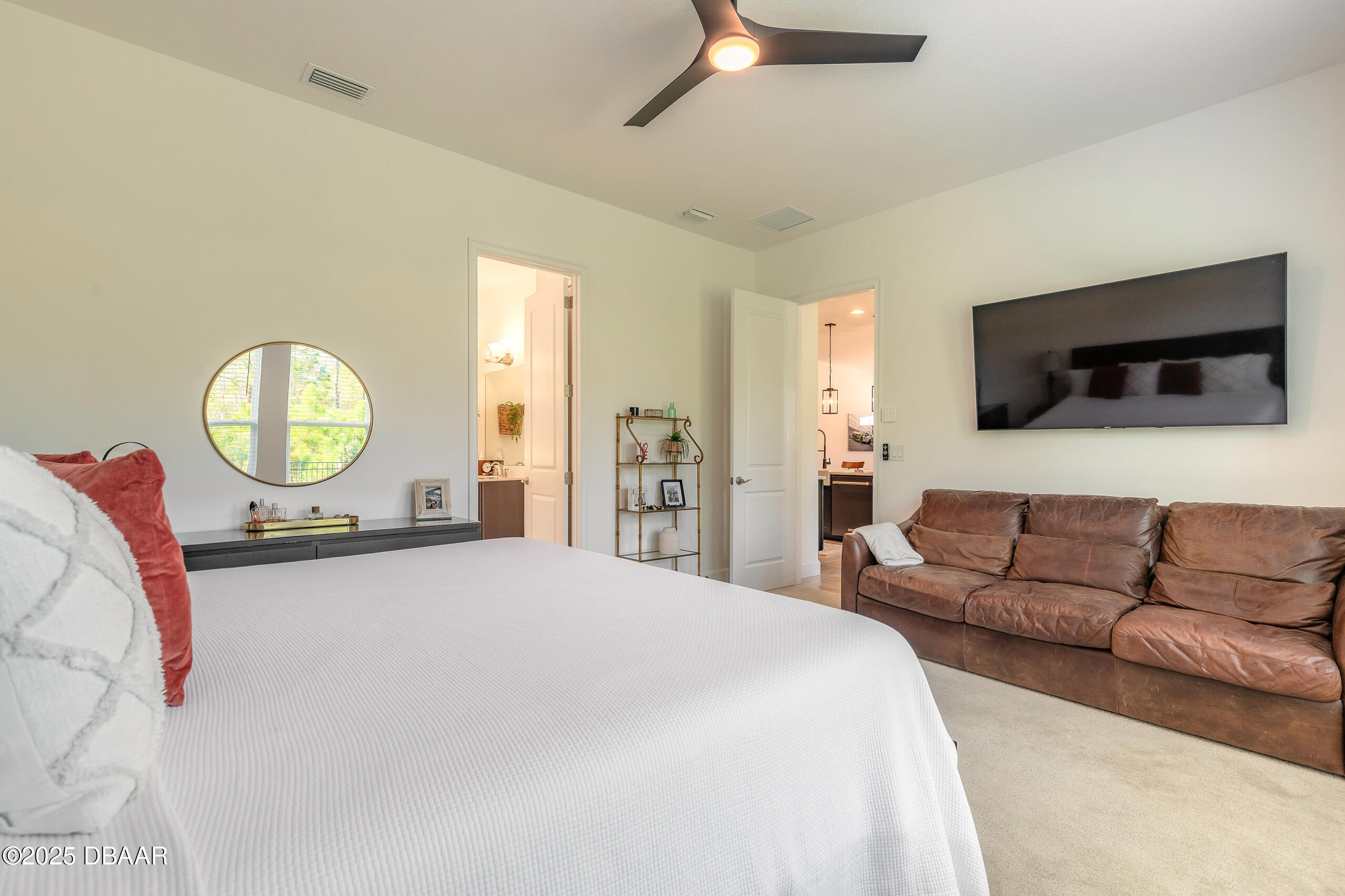 540 Mosaic Boulevard