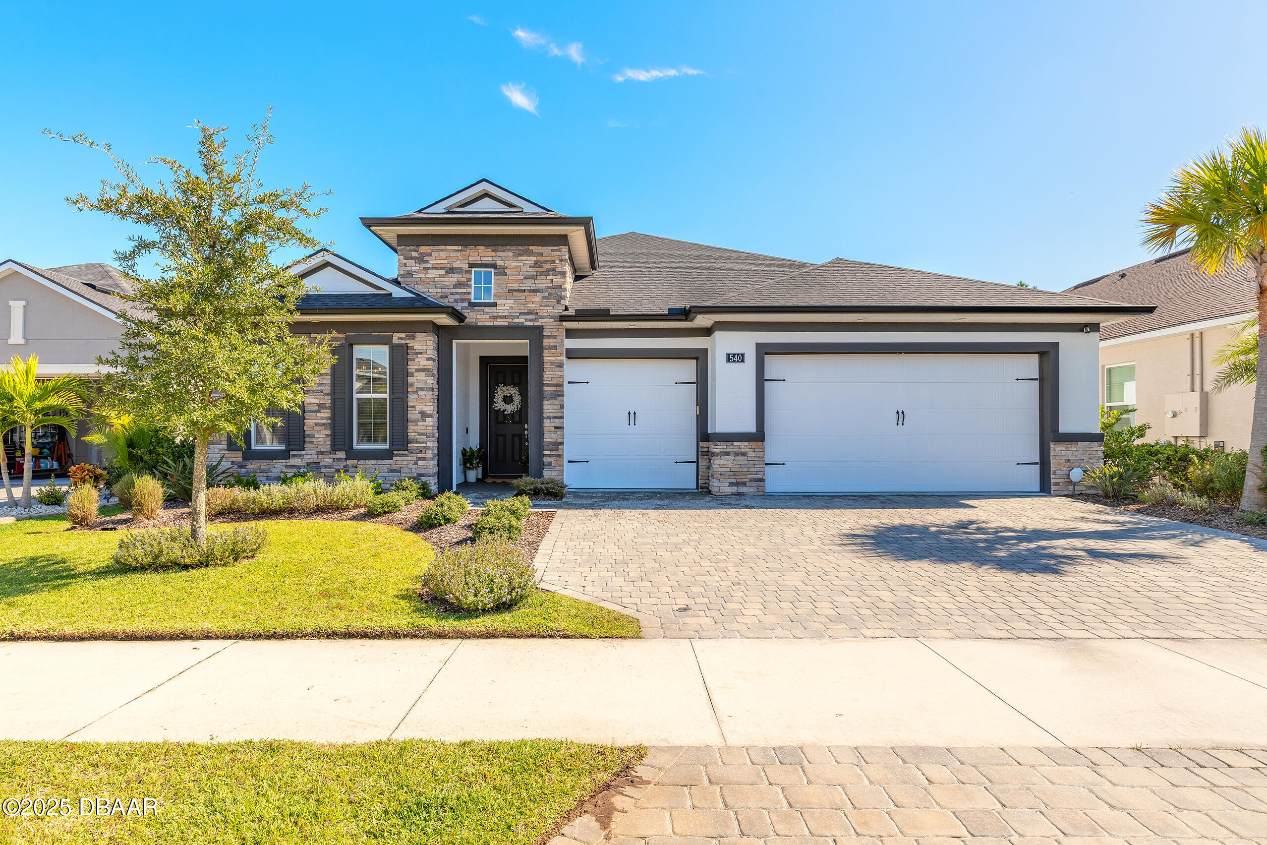 540 Mosaic Boulevard