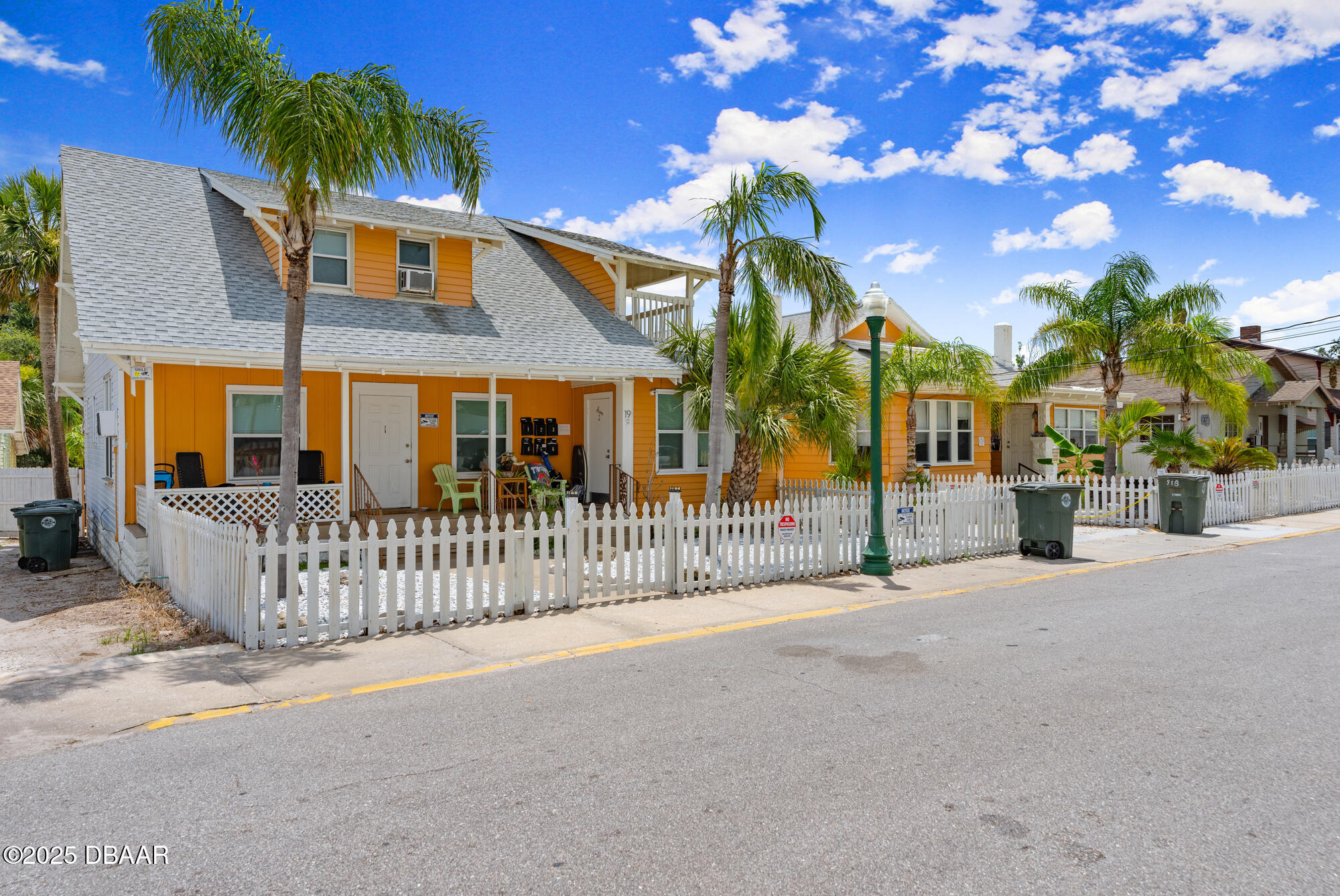 23 S Hollywood Avenue