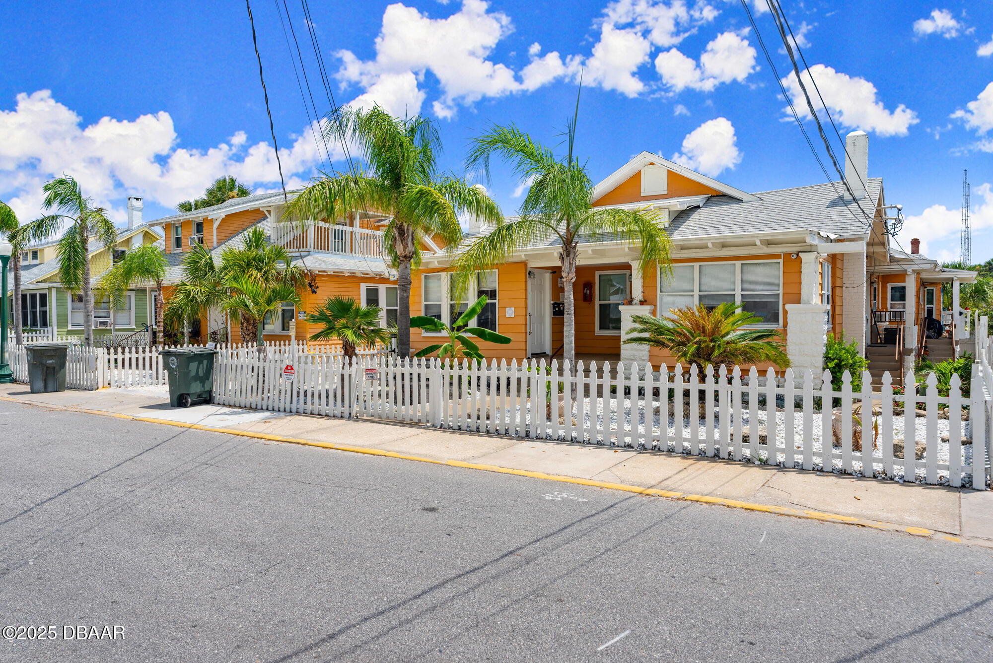 23 S Hollywood Avenue