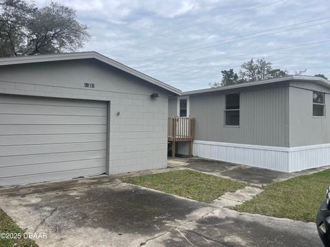 A home in DeLand