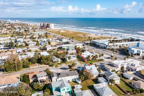 A home in Daytona Beach