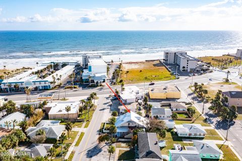 A home in Daytona Beach