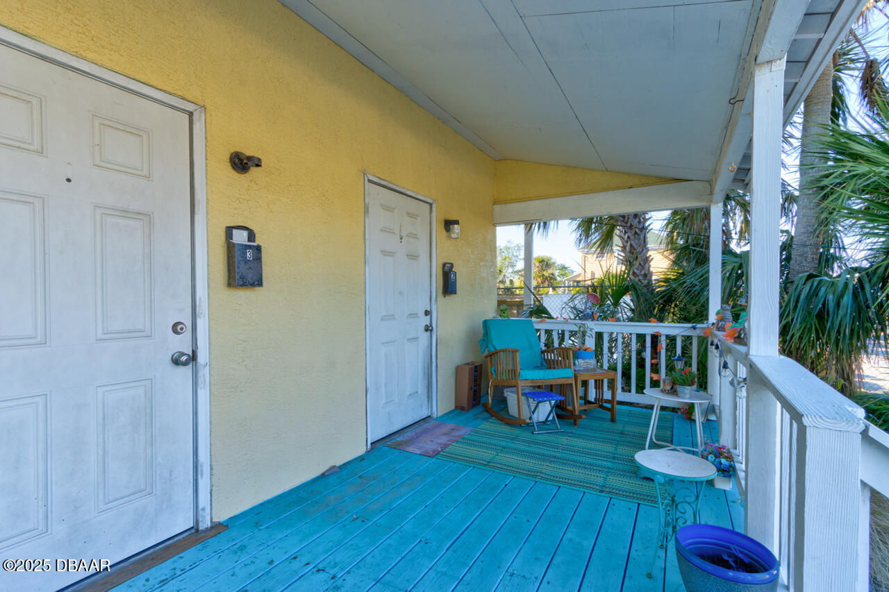 421 N Peninsula Drive
