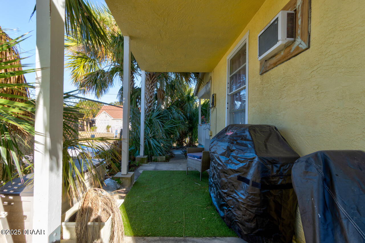 421 N Peninsula Drive