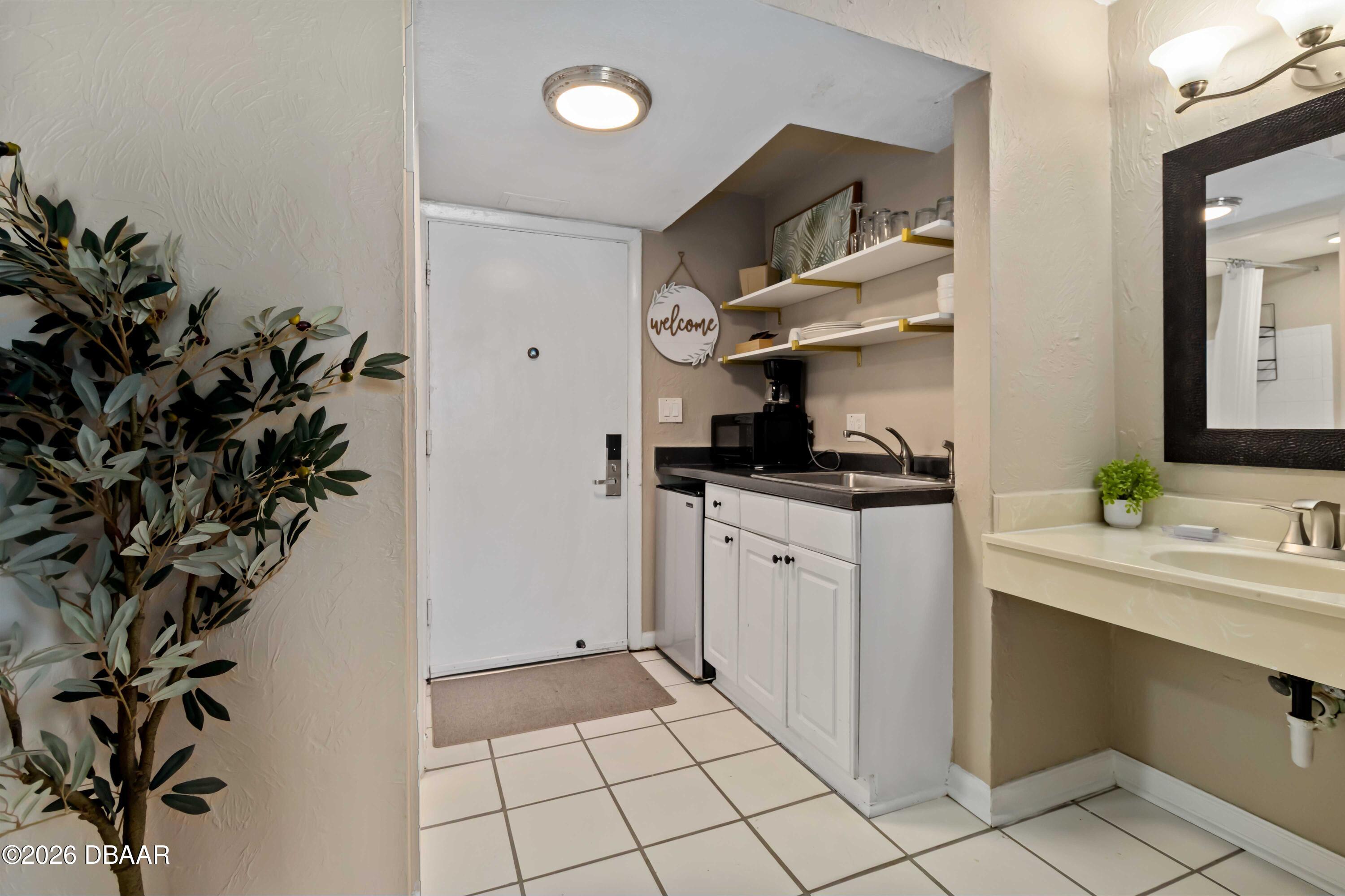 313 S Atlantic Avenue