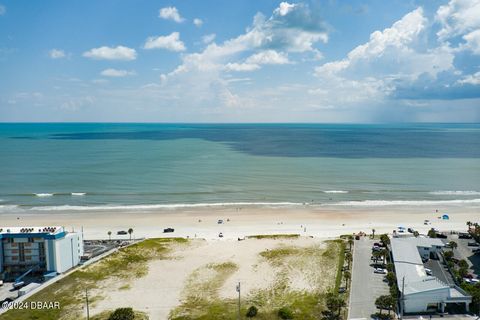 A home in Daytona Beach