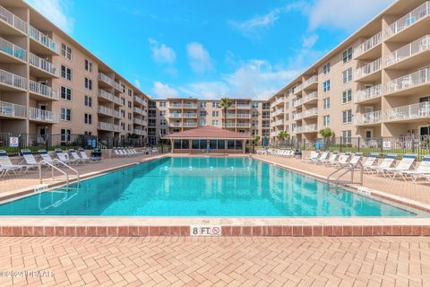 A home in New Smyrna Beach