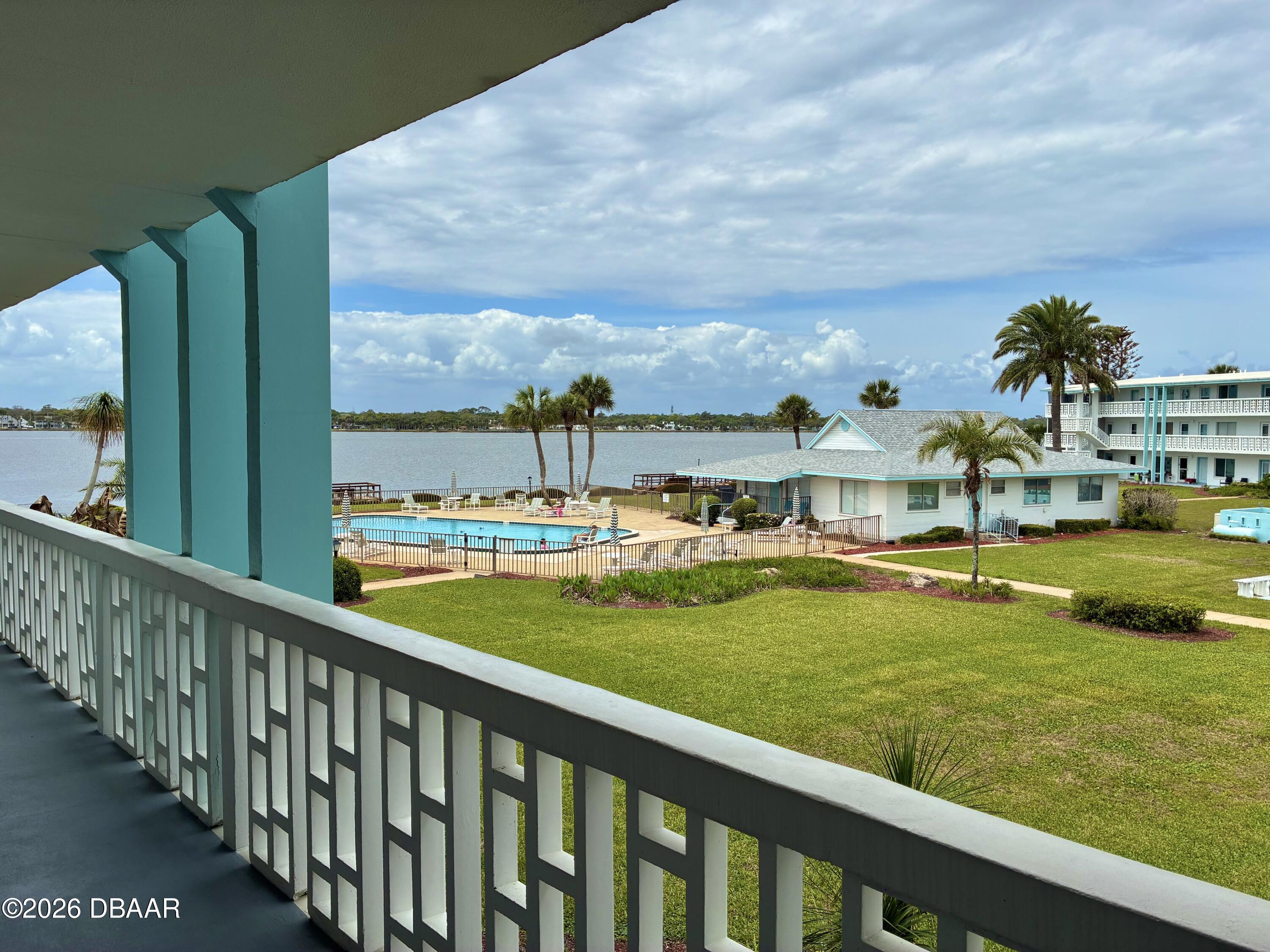 3009 N Halifax Avenue