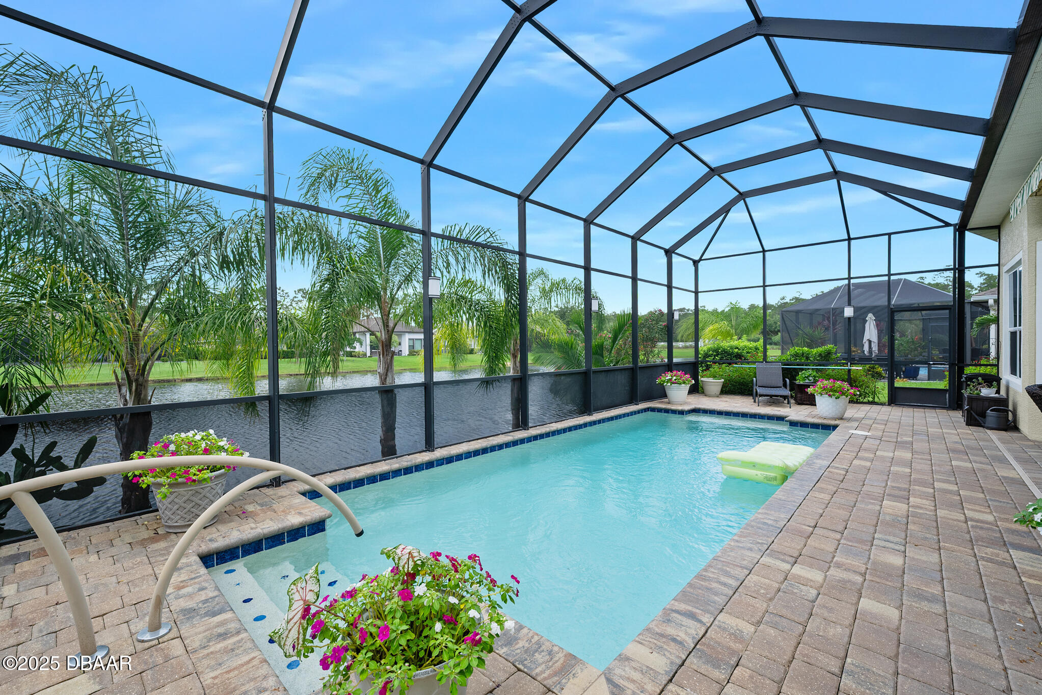 665 Southlake Drive