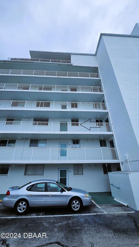 A home in Daytona Beach