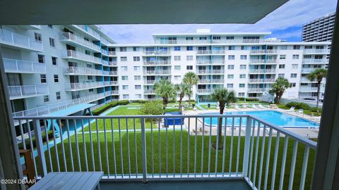 A home in Daytona Beach