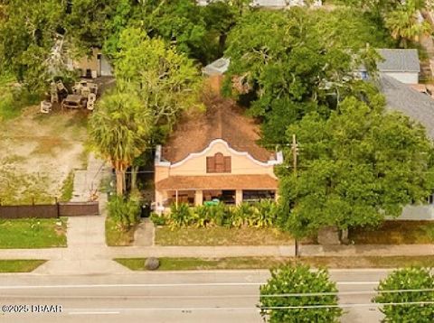 318 N Ridgewood Avenue Daytona Beach FL 32114