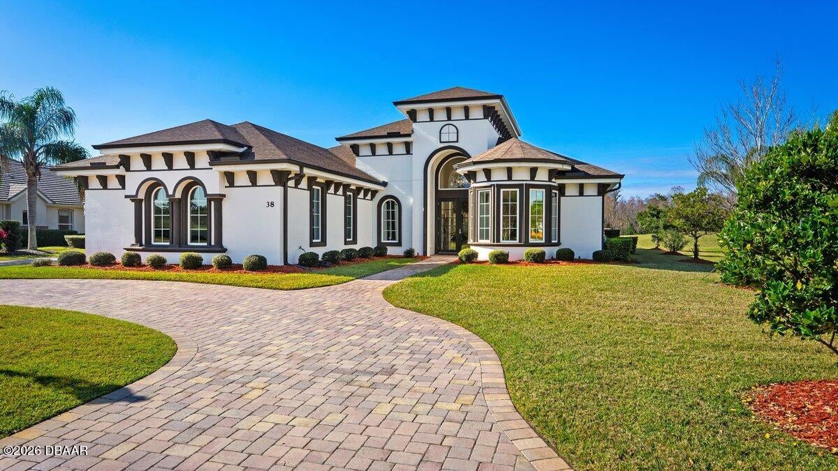 38 Lionspaw Grand