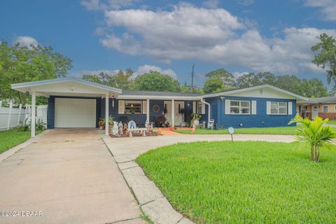 A home in South Daytona