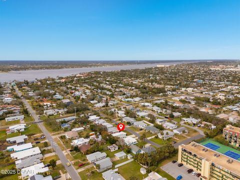 A home in Daytona Beach