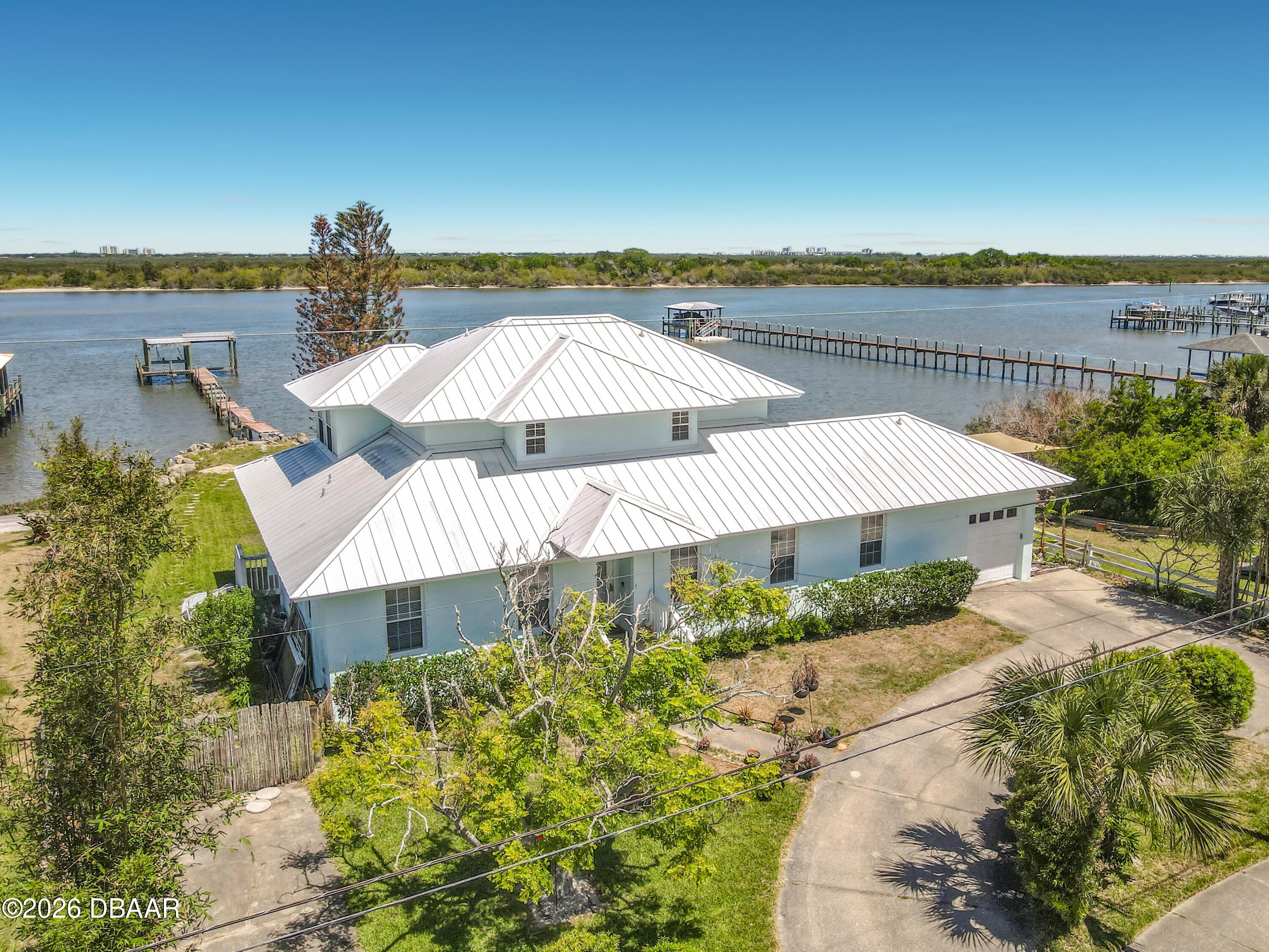 1205 S Riverside Drive