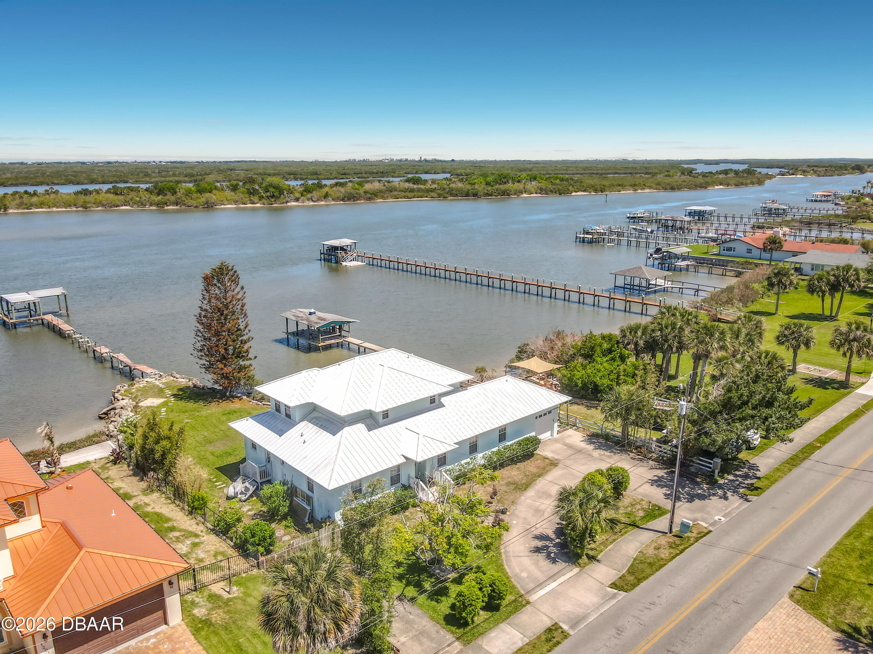 1205 S Riverside Drive