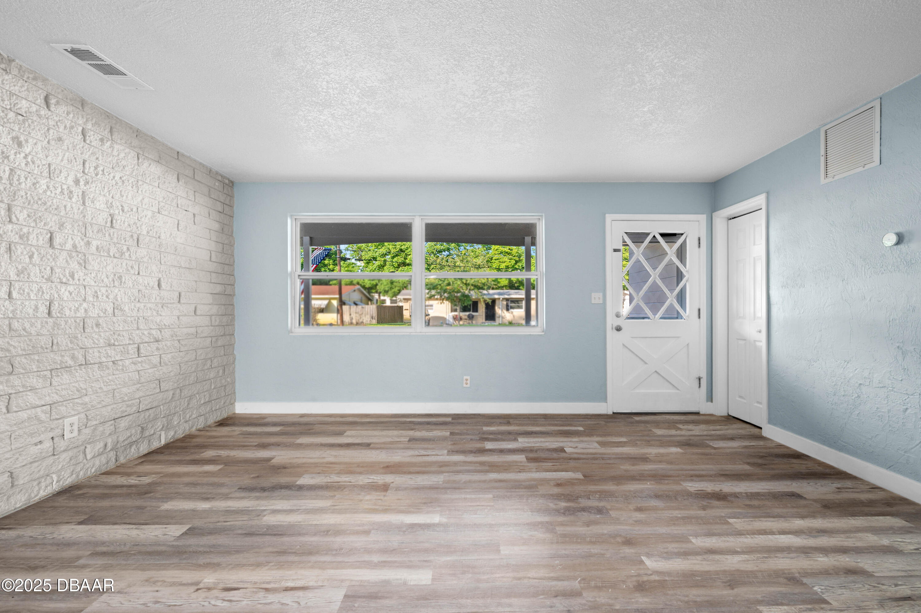 2226 Sherwood Drive
