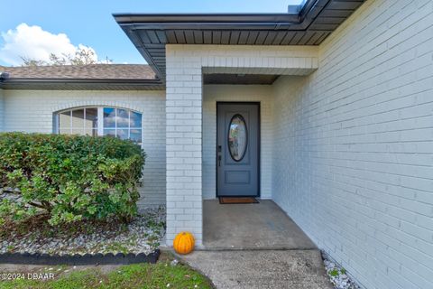 A home in Deltona