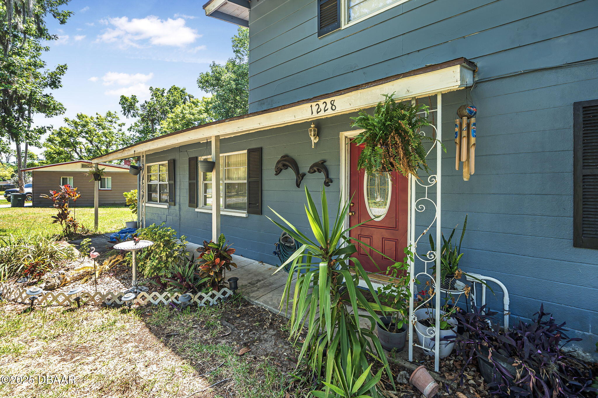 1228 Oakwood Avenue