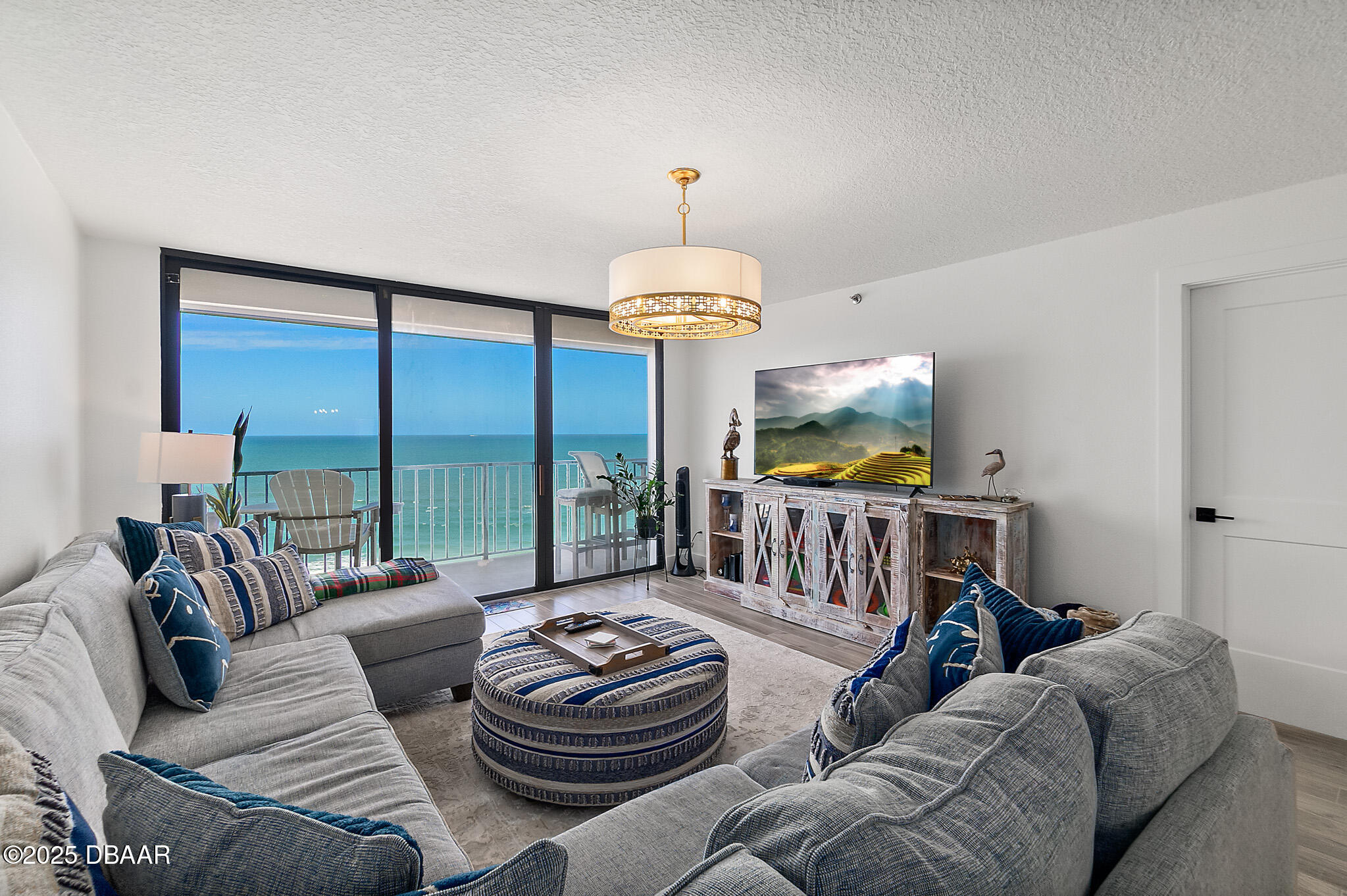 2425 S Atlantic Avenue 1202A