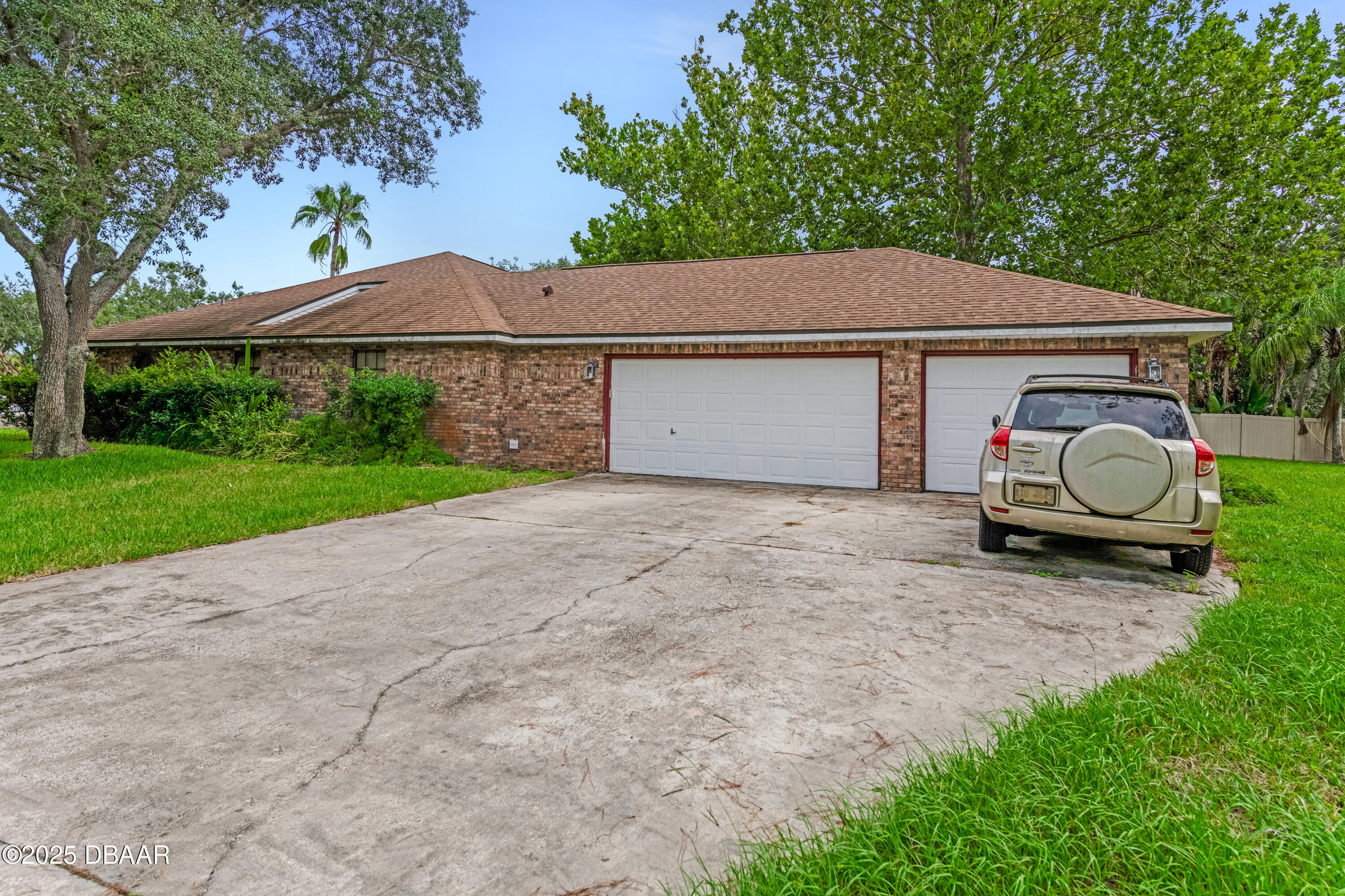 2 Leisure Wood Way